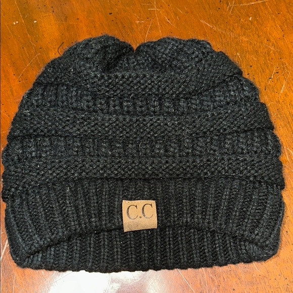 C.C Classic Black Knit Hat - Picture 1 of 2